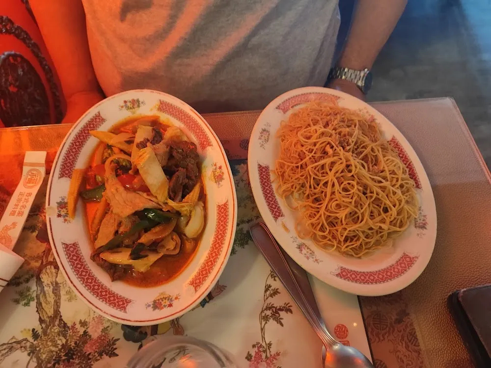 Délices Thaï Et Nouilles Sautées